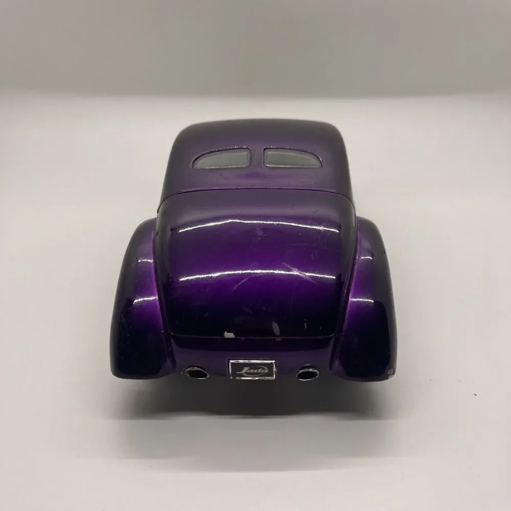 Jada Toys Custom Diecast 1/24 Pontiac Business Coupe w/ Opening Hood & Door